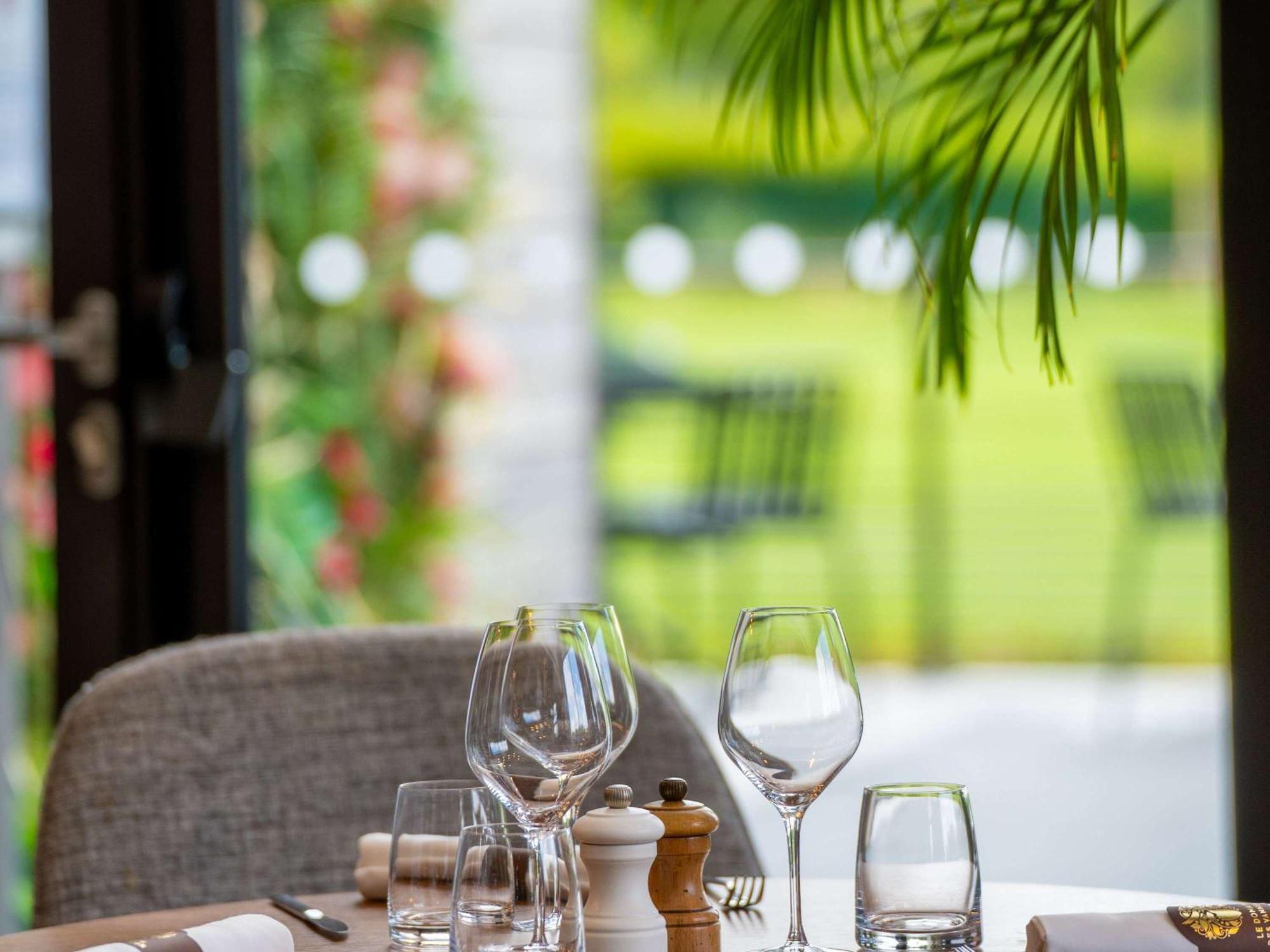 Le Domaine Des Vanneaux Golf & Spa L'Isle Adam - Mgallery Collection LʼIsle-Adam Esterno foto