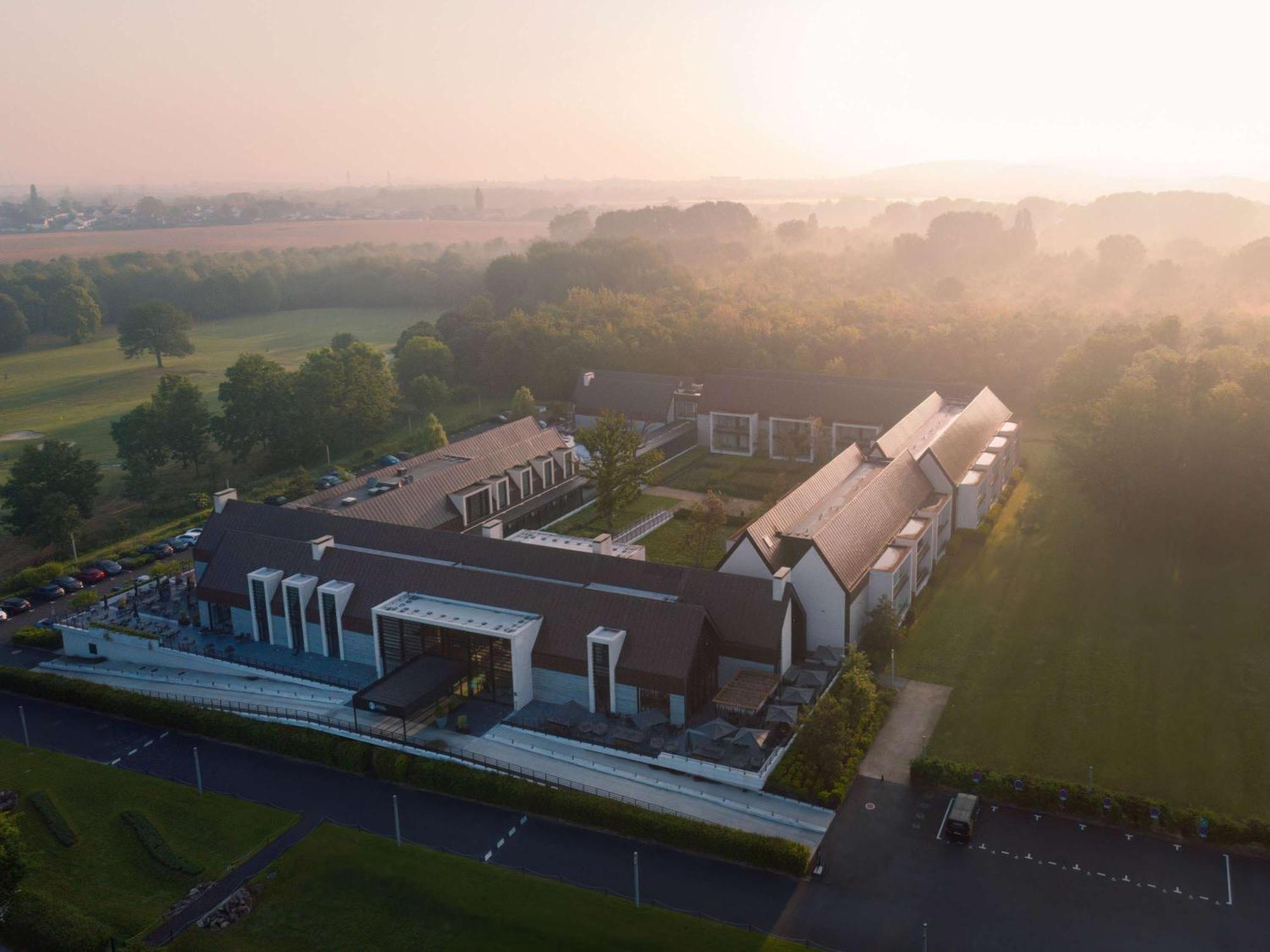 Le Domaine Des Vanneaux Golf & Spa L'Isle Adam - Mgallery Collection LʼIsle-Adam Esterno foto
