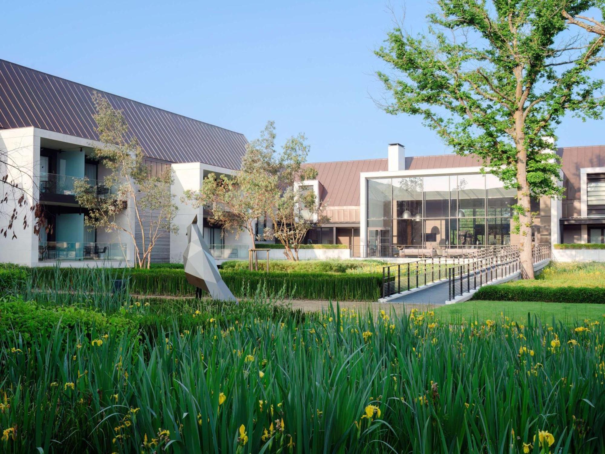 Le Domaine Des Vanneaux Golf & Spa L'Isle Adam - Mgallery Collection LʼIsle-Adam Esterno foto