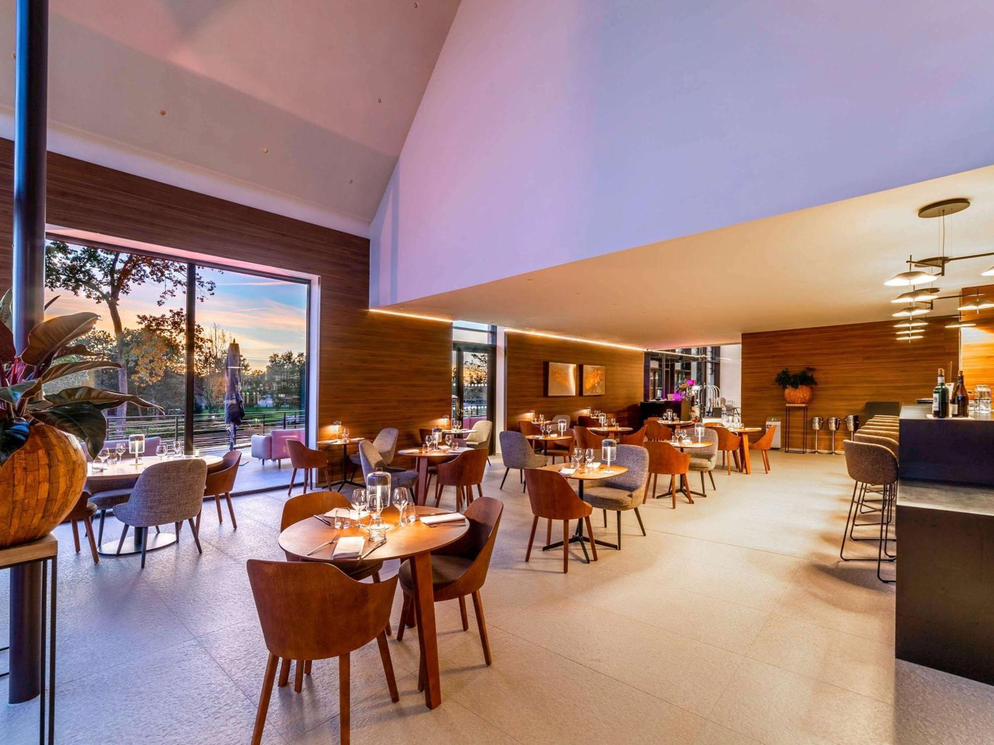 Le Domaine Des Vanneaux Golf & Spa L'Isle Adam - Mgallery Collection LʼIsle-Adam Esterno foto
